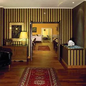 Отель Stadt-gut-hotel Bogota, Берлин